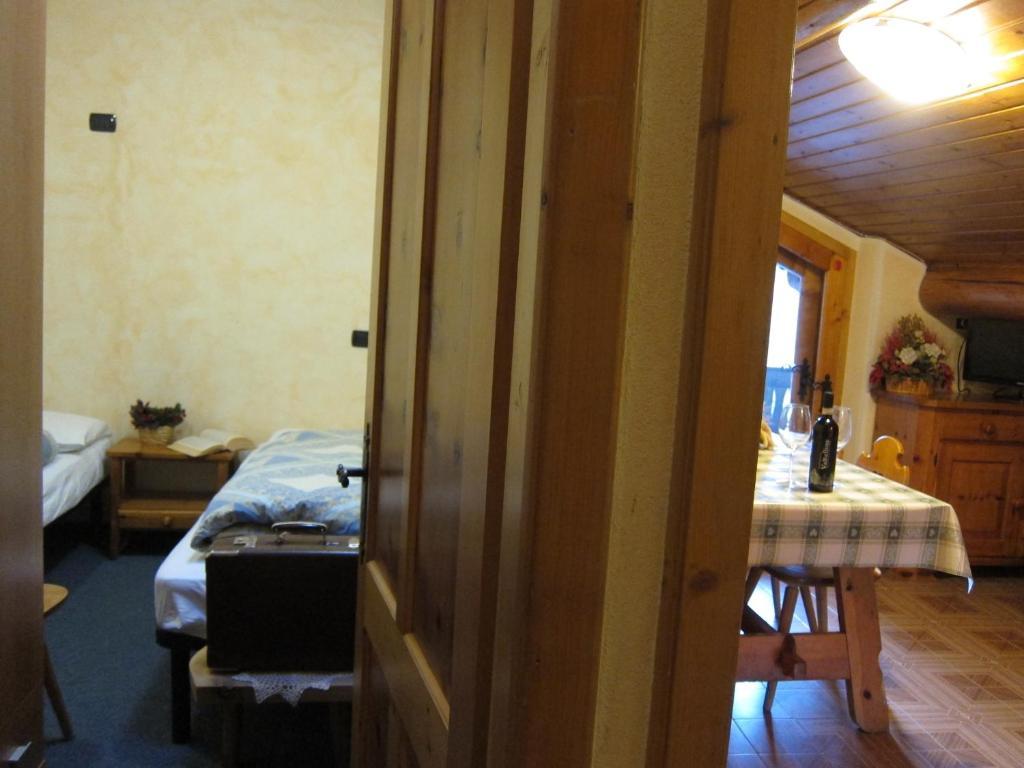 Chalet Del Sole Per Gruppi Livigno Bilik gambar