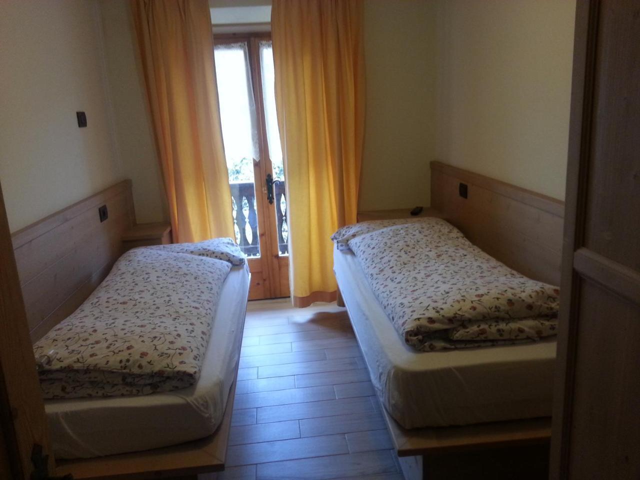 Chalet Del Sole Per Gruppi Livigno Luaran gambar